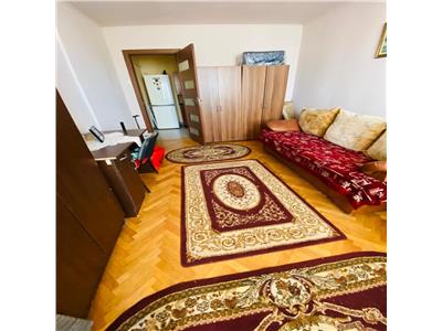 Apartament 2 camere, S 50 mp + balcon, decomandat, Manastur.