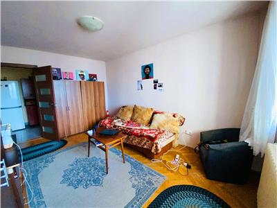 Apartament 2 camere, S 50 mp + balcon, decomandat, Manastur.