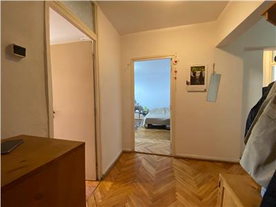 Apartament 3 camere, S 73 mp, decomandat, Dorobanților.