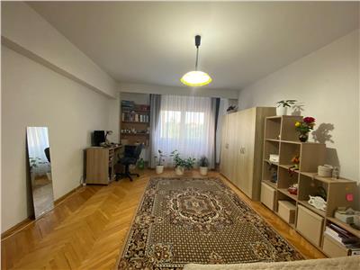 Apartament 3 camere, S 73 mp, decomandat, Dorobanților.