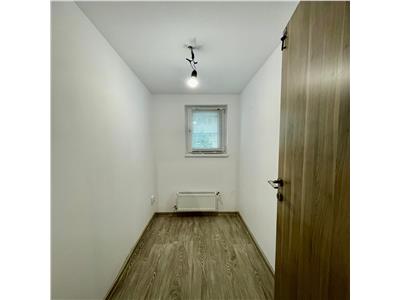 Apartament 4 camere, S 85 mp + terasa, zona Calea Turzii.