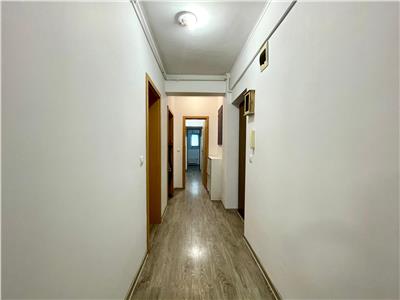 Apartament 4 camere, S 85 mp + terasa, zona Calea Turzii.