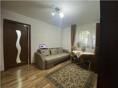 Apartament 2 camere, semidecomandat, mobilat, utilat, Gheorghieni.