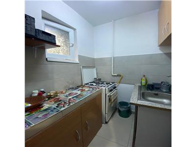 Apartament 2 camere, semidecomandat, mobilat, utilat, Gheorghieni.