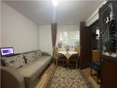 Apartament 2 camere, semidecomandat, mobilat, utilat, Gheorghieni.