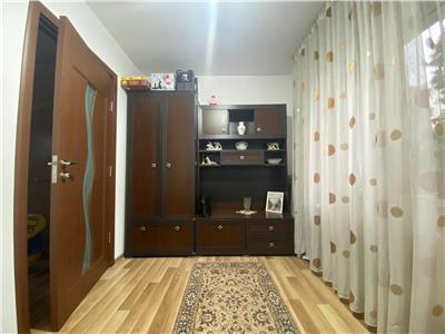 Apartament 2 camere, semidecomandat, mobilat, utilat, Gheorghieni.