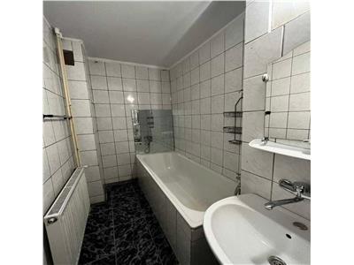 Apartament 2 camere, decomandat, mobilat, utilat, Marasti.