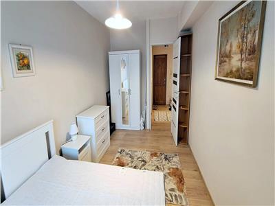 Apartament 2 camere, prima inchiriere,decomandat, zona Pta Cipariu.