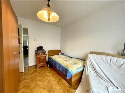 Apartament 3 camere, S 65 mp, decomandat, Gheorghieni.