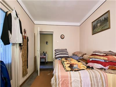 Apartament 4 camere decomandat, S83 mp+2 balcoane, parcare, Parcul Central.