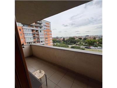 Apartament 3 camere, decomadat, S 83 mp + 2 balcoane, Str. Nasaud.