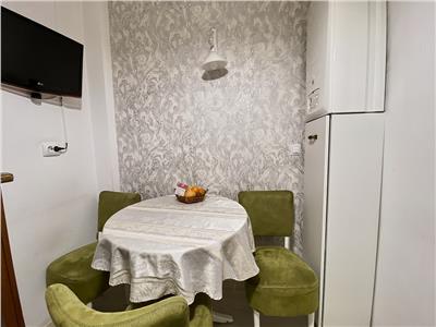 Apartament 3 camere decomandat, 2 bai, str. Fabricii