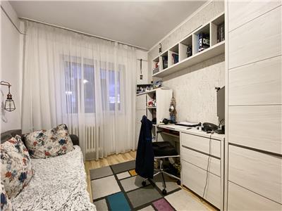 Apartament 3 camere decomandat, 2 bai, str. Fabricii