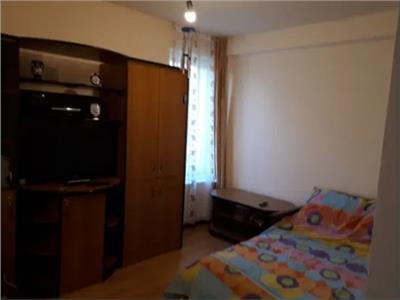 Apartament 3 camere, decomandat, S 62 mp, Borhanci.