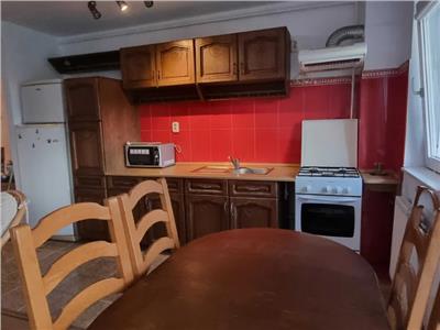 Apartament 3 camere, decomandat, S 65 mp, Gheorgheni.