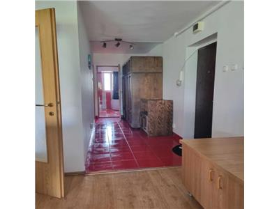 Apartament 3 camere, decomandat, S 65 mp, Gheorgheni.