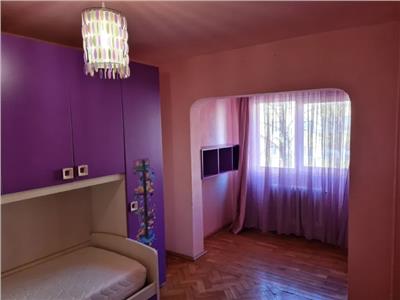 Apartament 3 camere, decomandat, mobilat, Marasti.