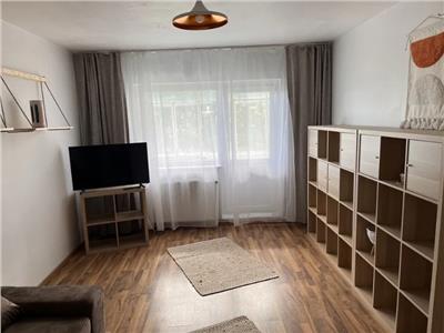 Apartament 2 camere, Decomandat, S 54 mp, Str. Lunii, Zorilor.