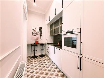 Apartament 2 camere, LUX, mobilat, utilat, Ultracentral.