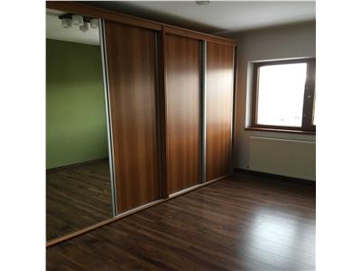 Apartament 3 camere, S 65 mp, mobilat,  zona Iulius Mall.