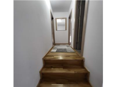 Apartament 2 camere, decomandat, mobilat, utilat, Pta Mihai Viteazul.