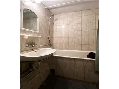 Apartament 1 camera, S37mp.+balcon, str. Plopilor, nr.54