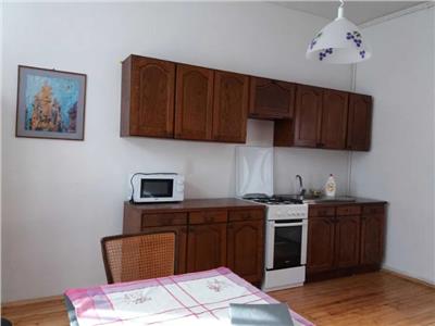 Apartament 2 camere, parcare, S 50 mp, Andrei Muresanu.