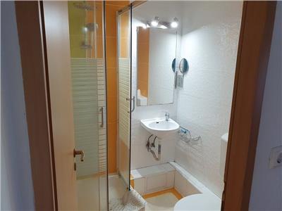 Apartament 3 camere, decomandat, mobilat, Grigorescu.