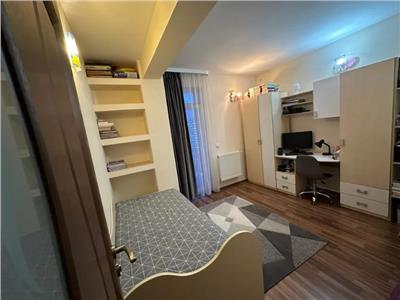 Apartament 3 camere, mobilat, utilat, zona Golden Tulip.