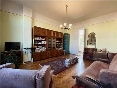 Apartament 3 camere, S102 mp, decomandat, str. Regele Ferdinand