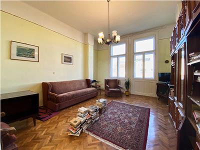 Apartament 3 camere, S-102 mp, decomandat, str. Regele Ferdinand