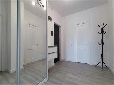 Apartament 2 camere, decomandat, mobilat, Andrei Muresanu Sud.