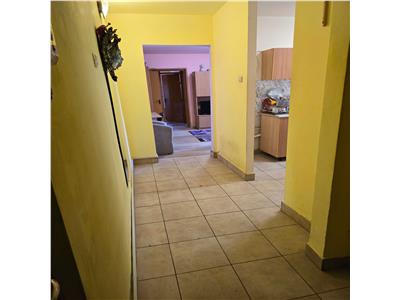 Apartament 2 camere, semidecomandat, mobilat, zona Big  Manastur.