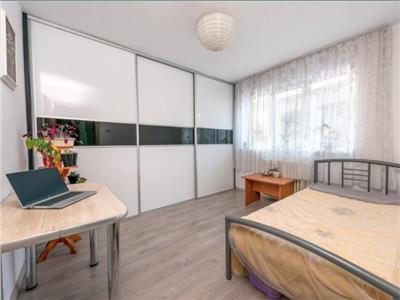 Apartament 2 camere, decomandat, prima inchiriere,  Grigorescu.