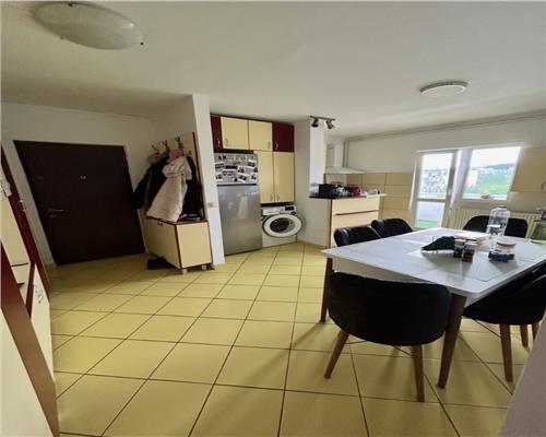 Apartament 2 camere, decomandat, zona Penny Manastur.