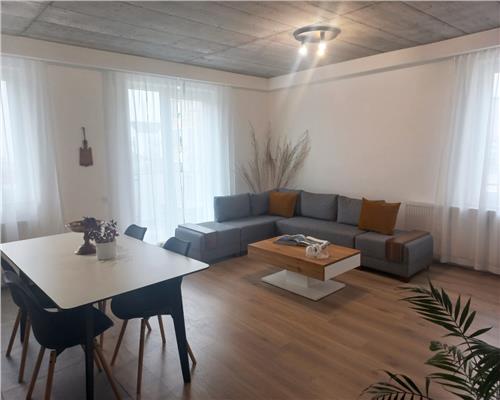 Apartament 3 camere, S- 77 mp+ balcon, Europa.