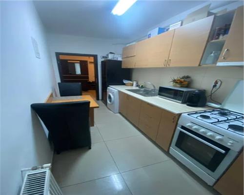 Apartament 2 camere, decomandat, mobilat, zona Marasti.