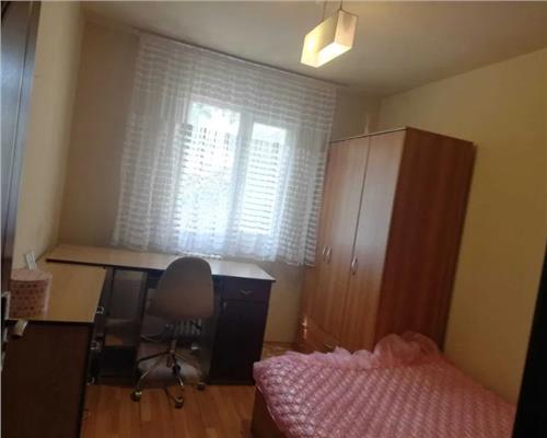 Apartament 3 camere, mobilat, utilat, zona BIG Manastur.