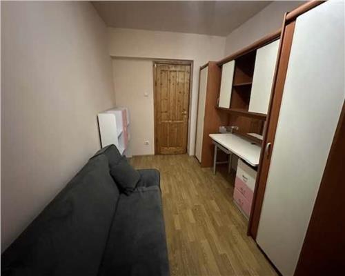 Apartament 3 camere, decomandat, mobilat, utilat, Aurel Vlaicu.