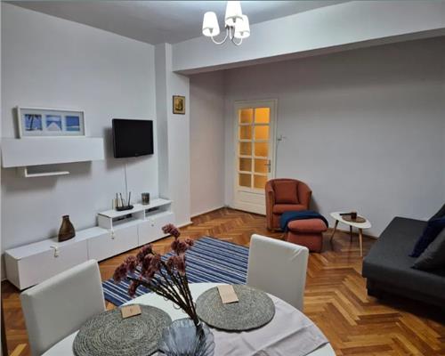 Apartament 2 camere, decomandat, mobilat, zona P-ta Marasti.