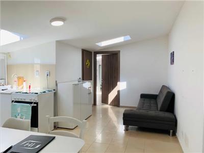 Apartament 1 camera, S- 57 mp, mobilat, zona Parcul Feroviarilor.