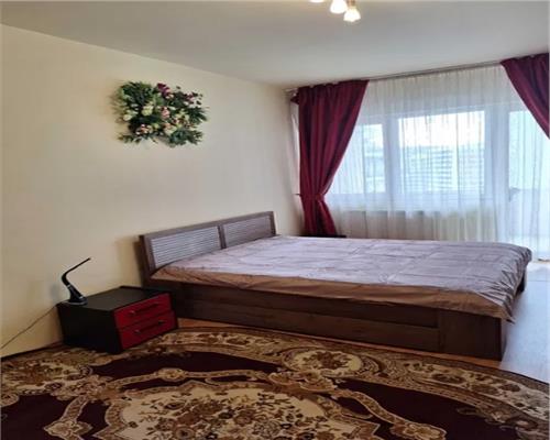 Apartament 2 camere, deomandat, mobilat, zona Golden Tulip.