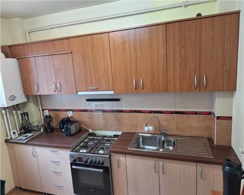 Apartament 2 camere, deomandat, mobilat, zona Golden Tulip.