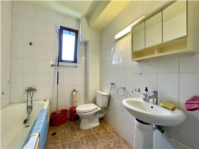 Apartament 2 camere, S 42 mp, mobilat, Europa.