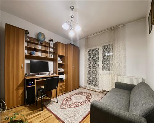 Apartament 4 camere decomandat, 2 bai, str. Gorunului