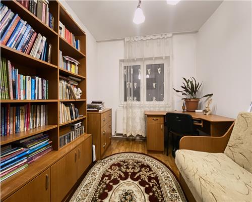 Apartament 4 camere decomandat, 2 bai, str. Gorunului