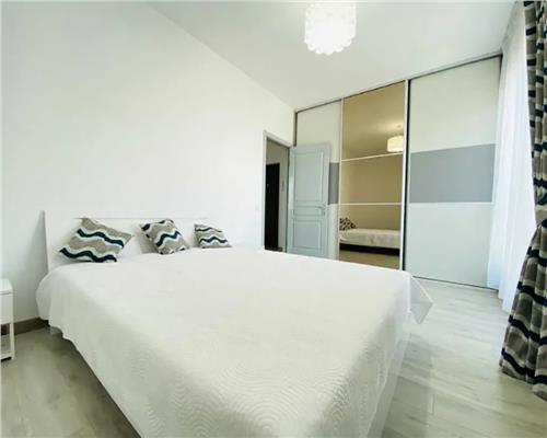 Apartament 2 camere, bloc nou, parcare, Europa.