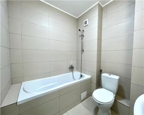 Apartament 2 camere, decomandat, zona BMW Centru.