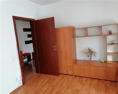 Apartament 2 camere, decomandat, mobilat, Central.