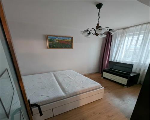 Apartament 2 camere, mobilat, utilat, zona Pta Mihai Viteazul.